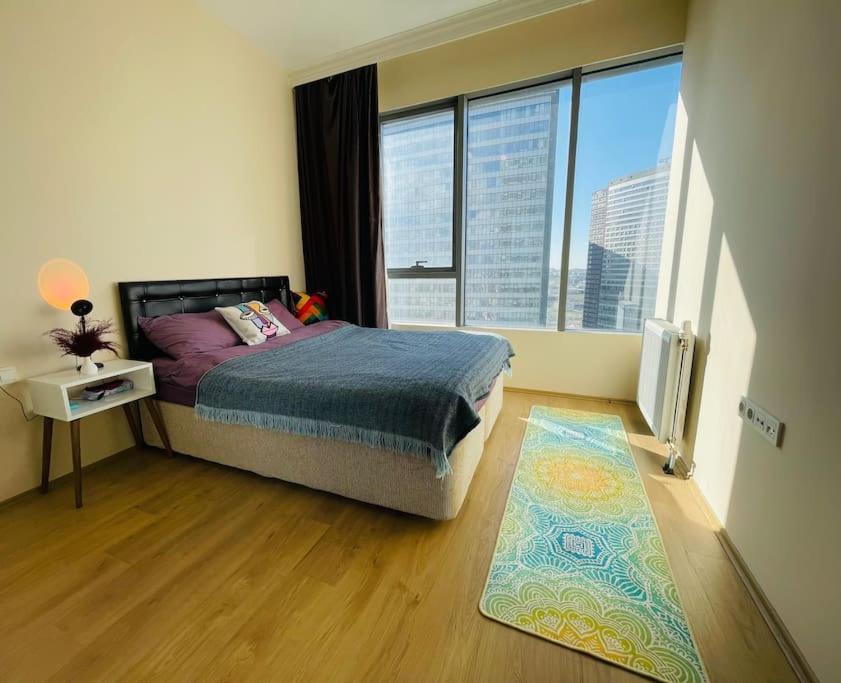 Daire Kozapark 1 Bedroom Lux Apart W/lake View &swimming Pool İstanbul