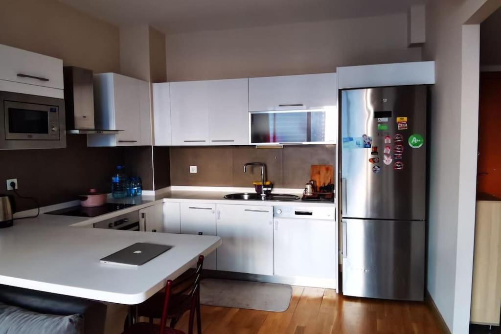 Apartment Kozapark 1 Bedroom Lux Apart W/lake View &swimming Pool *