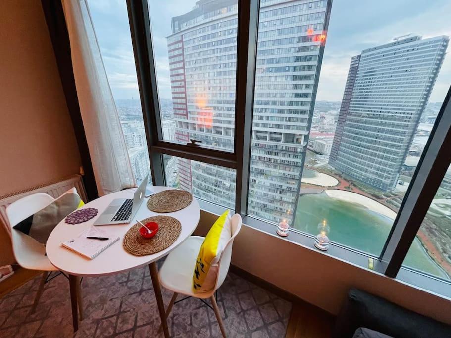 Daire Kozapark 1 Bedroom Lux Apart W/lake View &swimming Pool